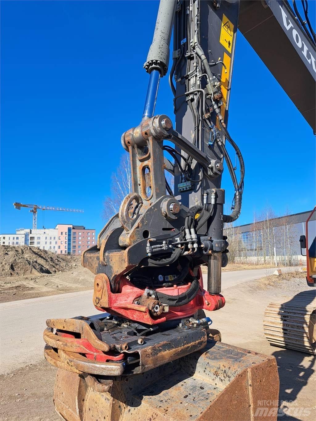 Volvo EC220EL Bandgrävare