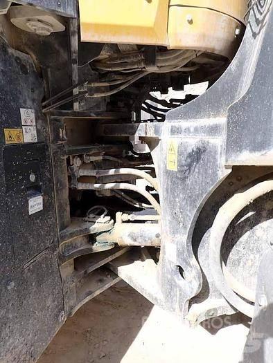 Komatsu WA475 Hjullastare