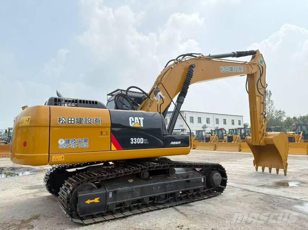 CAT 330 D Bandgrävare