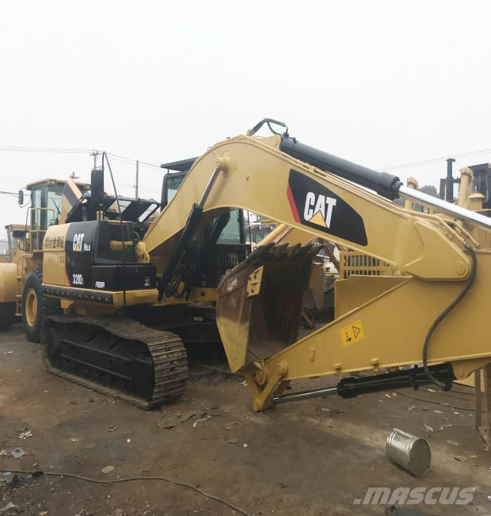 CAT 320D2L Bandgrävare
