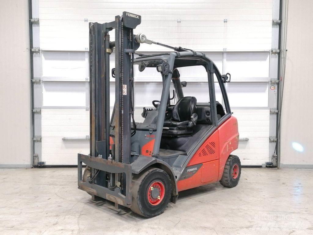 Linde H30T-02 Gasolmotviktstruckar