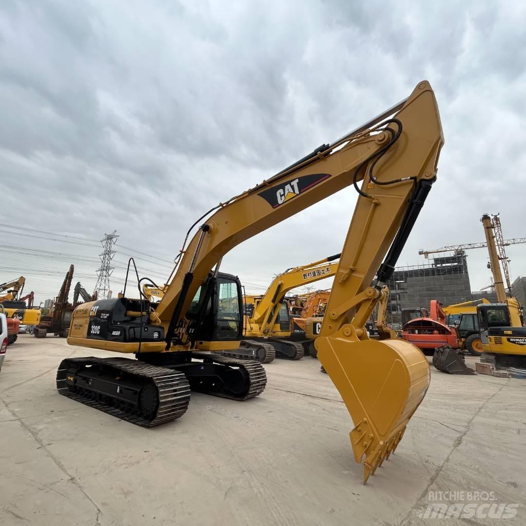 CAT 320 C Bandgrävare