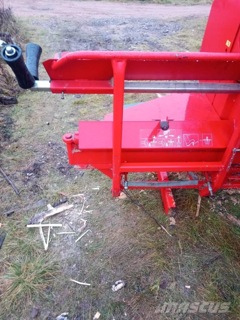 Hakki Pilke OH27 Vedklyvar och vedkapar