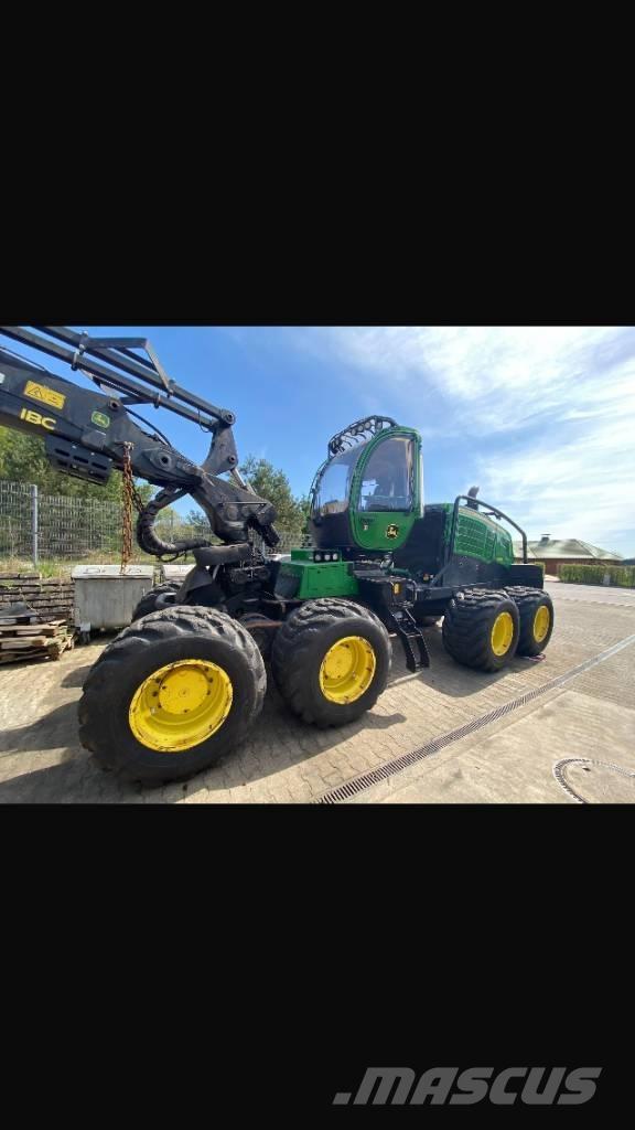 John Deere 1270 G Skördare