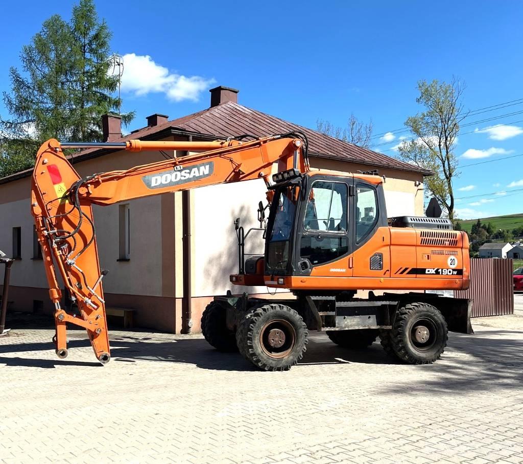 Doosan DX 190 W-3 Hjulgrävare