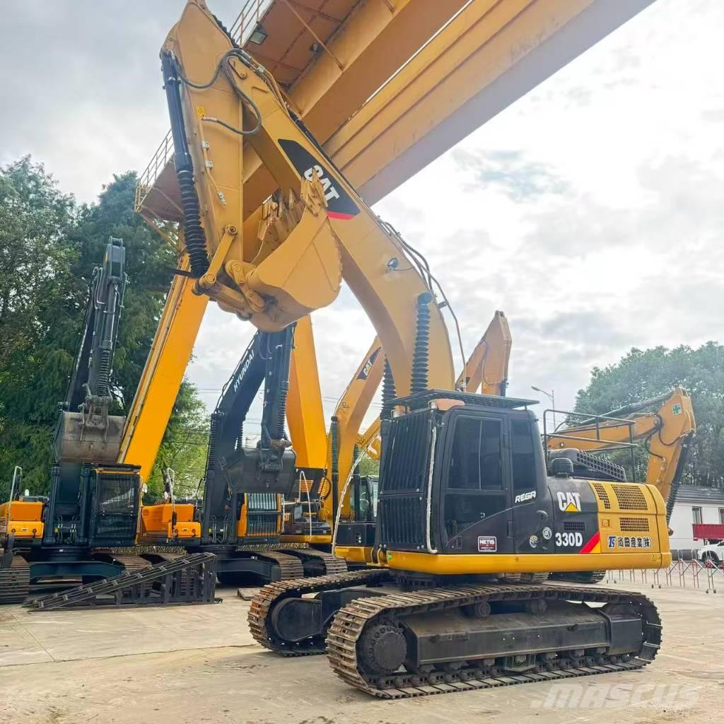 CAT 330 D Bandgrävare