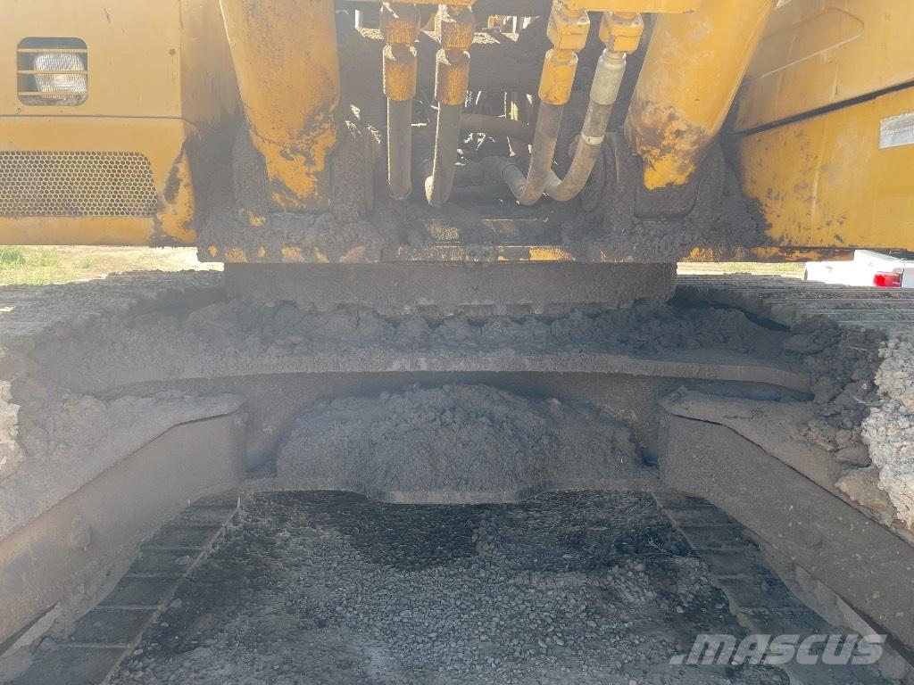 CAT 365 C L Bandgrävare