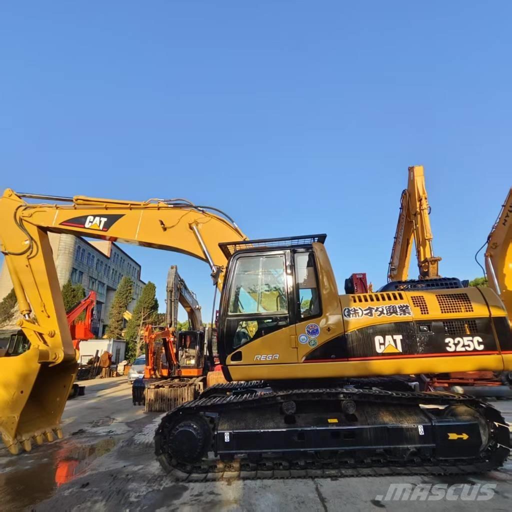 CAT 325 C Bandgrävare