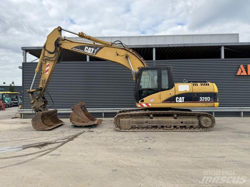 CAT 320 DL Bandgrävare