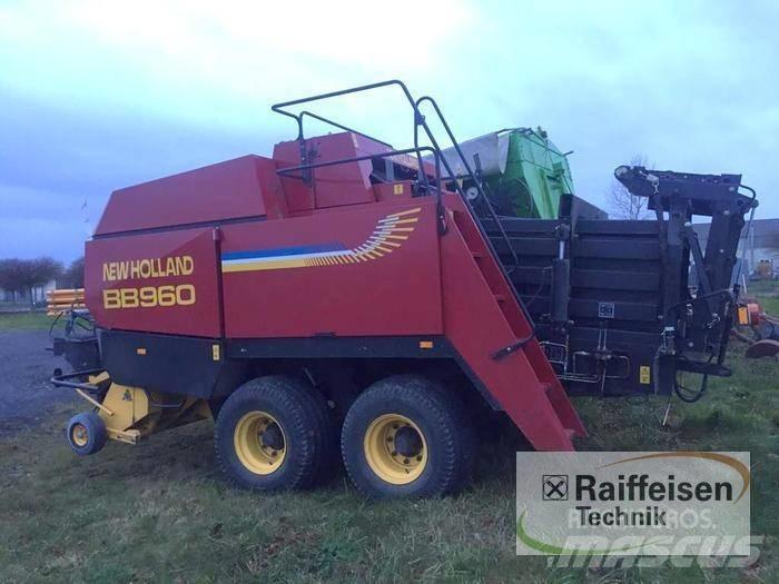 New Holland BB 960 Fyrkantspressar