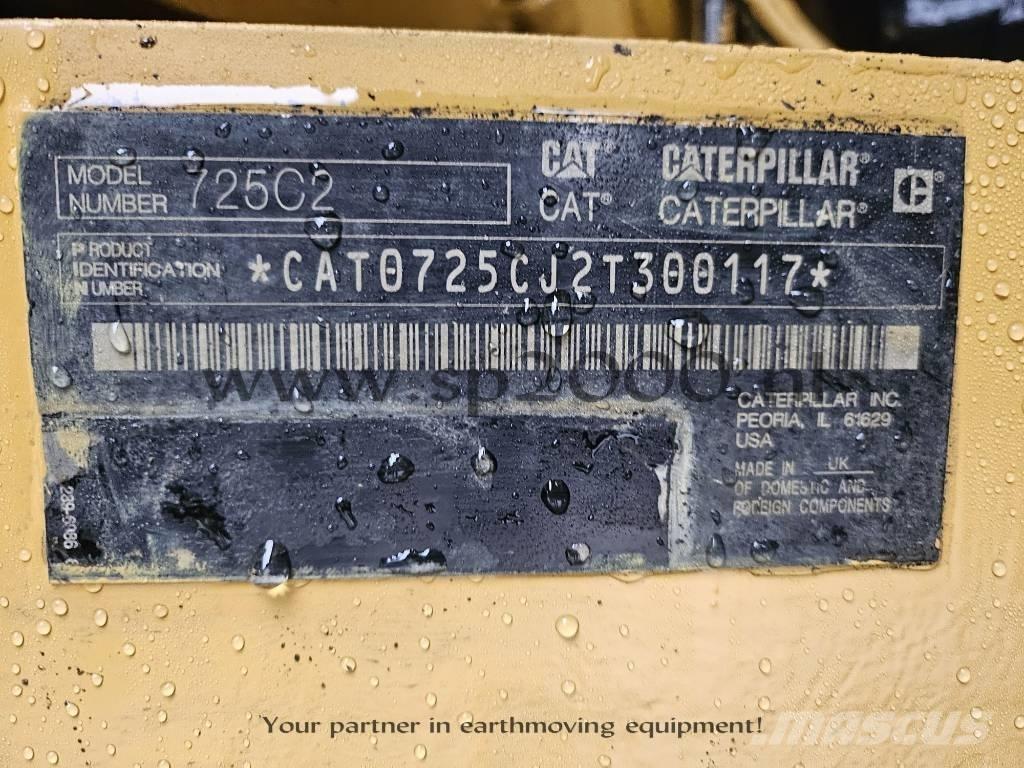 CAT 725C2 Midjestyrd dumper