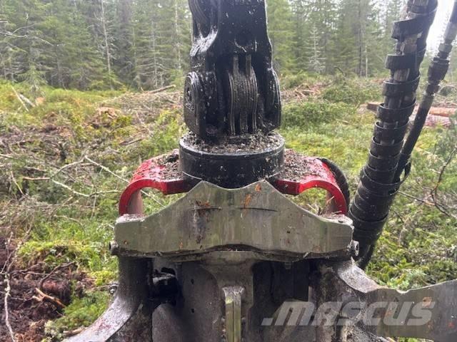 Komatsu 951 Skördare