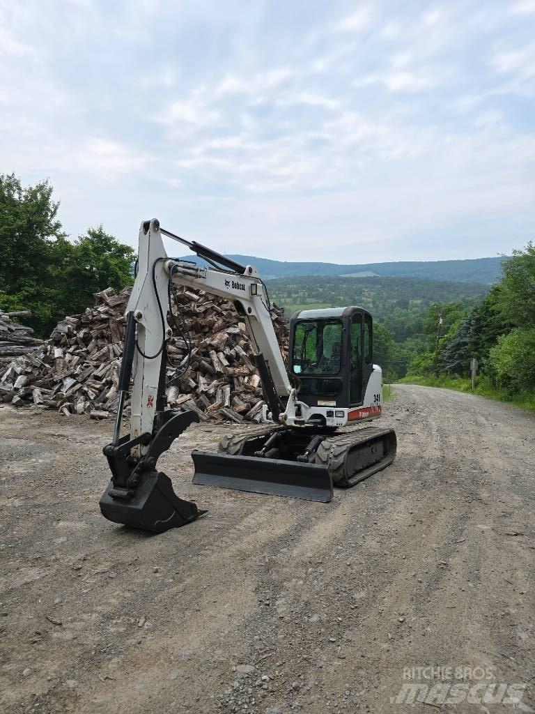 Bobcat 341 G Minigrävare < 7t