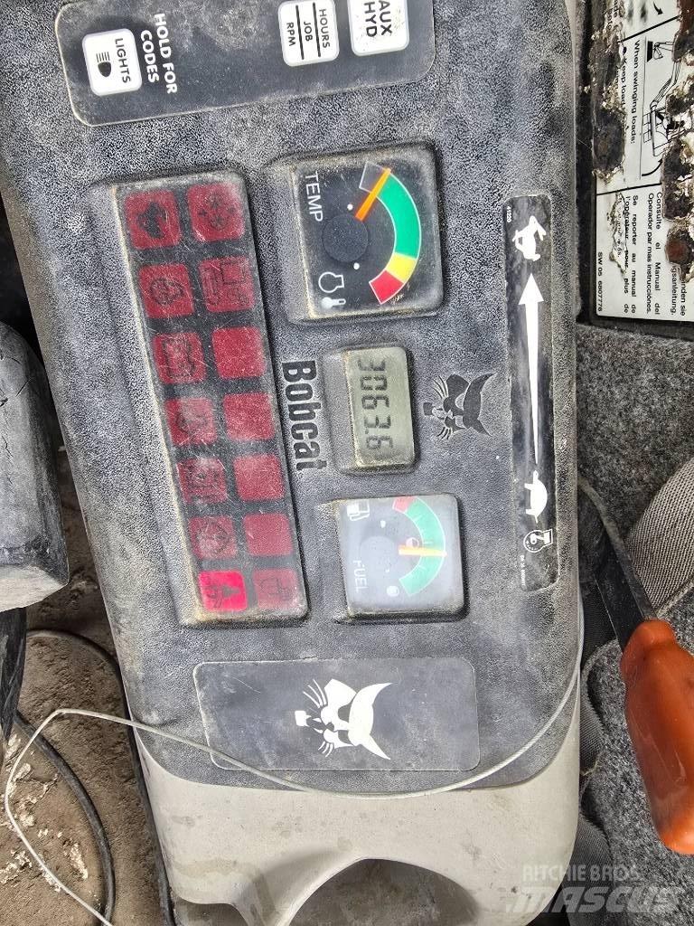 Bobcat 341 G Minigrävare < 7t