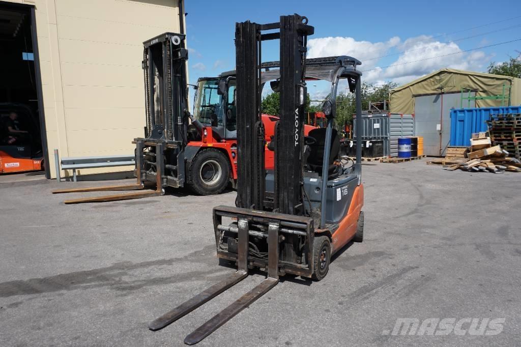 Toyota 8FBMK16T Elmotviktstruckar