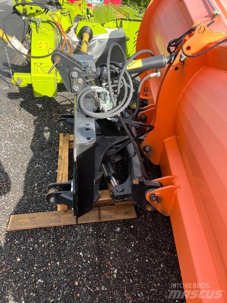 FMG PA330 Snöblad och plogar
