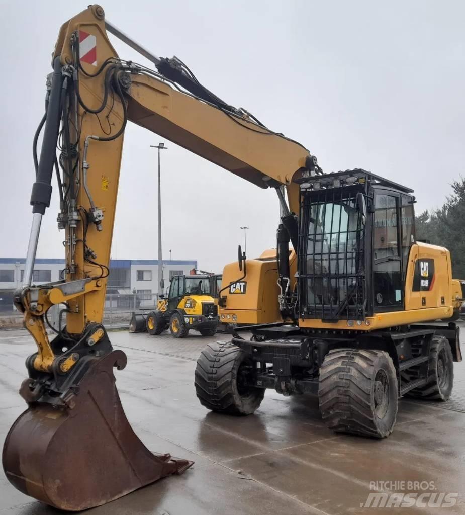 CAT M 318 F Hjulgrävare