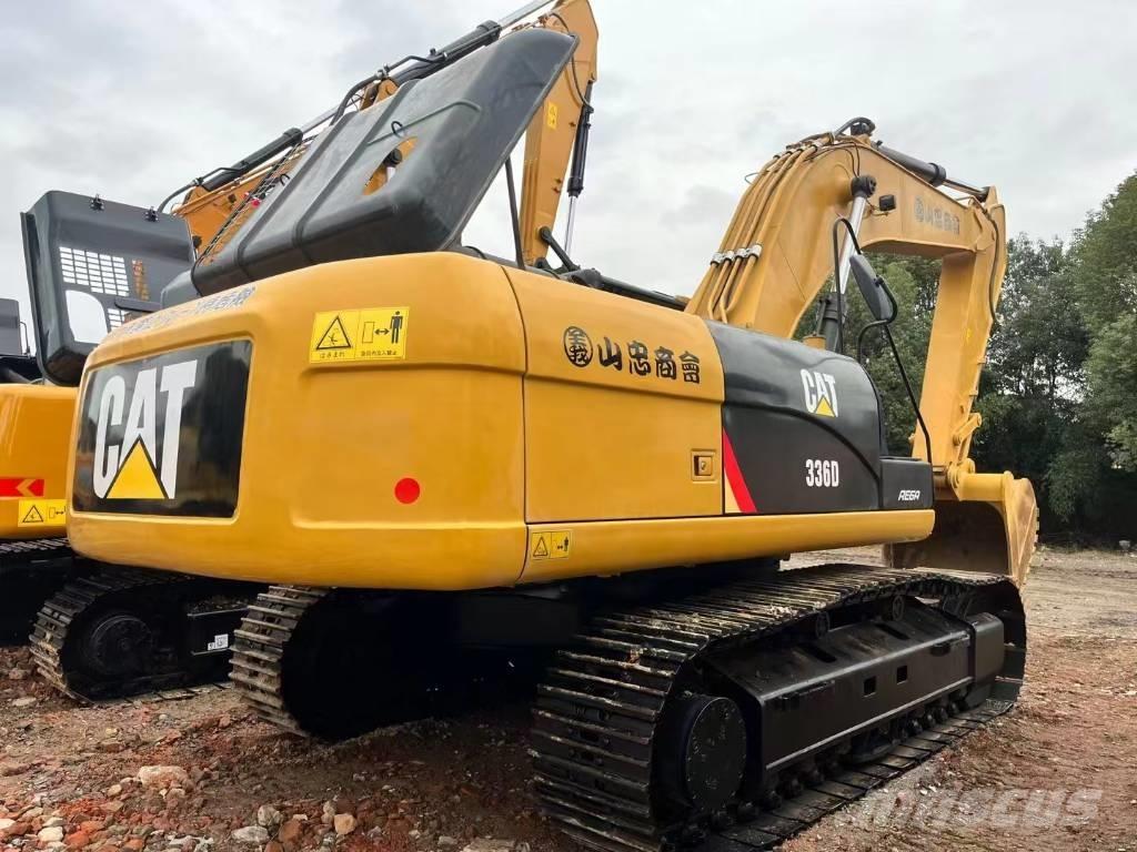 CAT 336 D L Bandgrävare