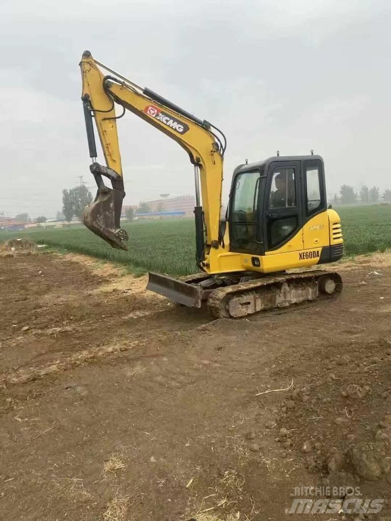 XCMG XE 60 DA Minigrävare < 7t