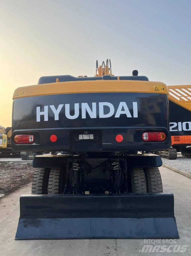 Hyundai R210W-9 Hjulgrävare