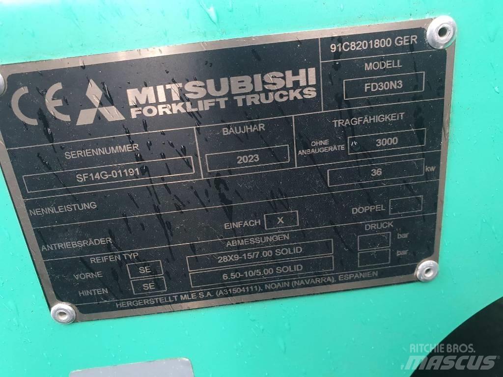 Mitsubishi FD 30 N Dieselmotviktstruckar