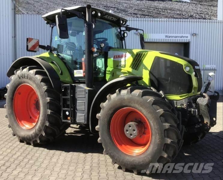 CLAAS AXION 850 Traktorer