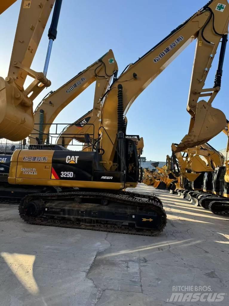 CAT 325D Bandgrävare