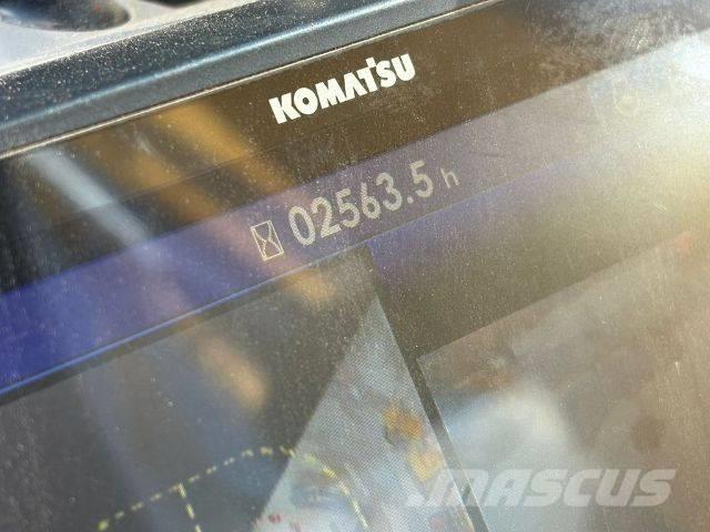 Komatsu PC 138 US-11 Bandgrävare