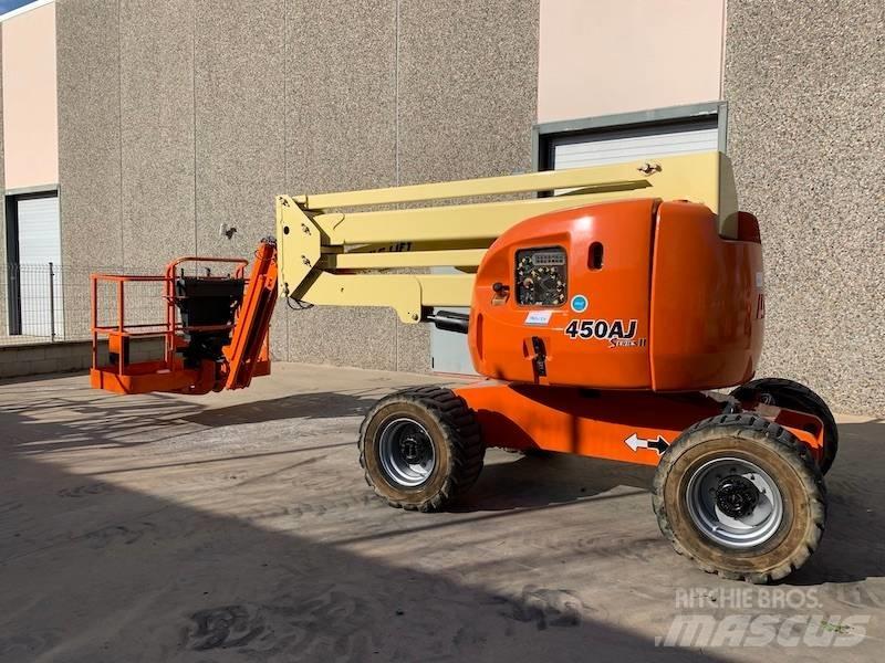 JLG 450 AJS II Bomliftar