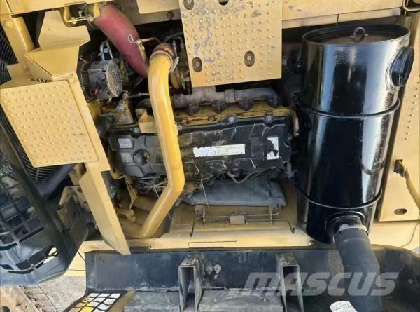 CAT 330 D Bandgrävare