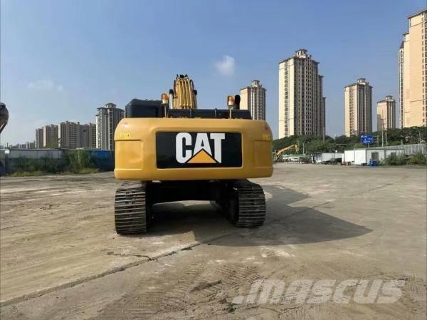 CAT 330 D Bandgrävare