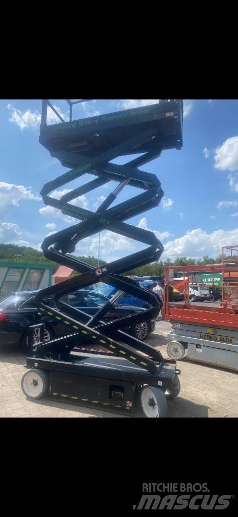 SkyJack SJ III 3226 Saxliftar