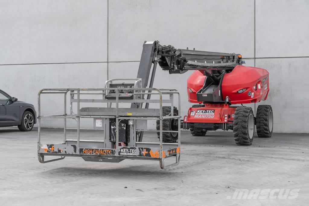 Manitou 220 TJ+ Bomliftar
