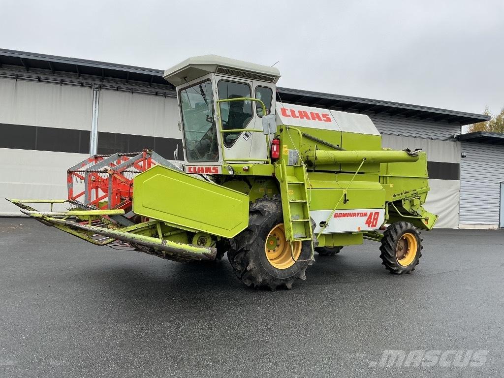 CLAAS 48 Skördetröskor