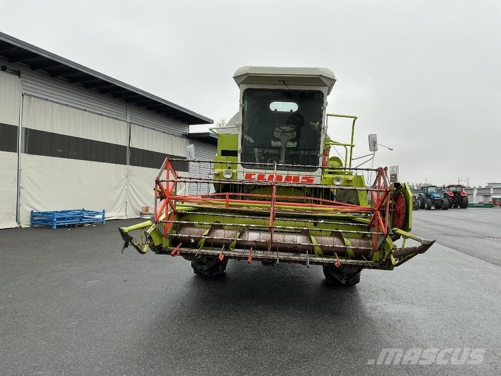 CLAAS 48 Skördetröskor