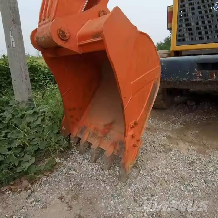 Doosan DH 220 LC-7 Bandgrävare