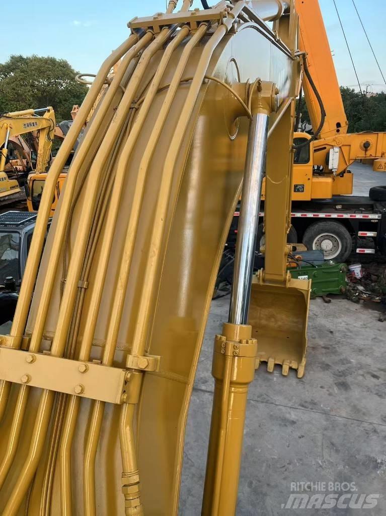 CAT 320 C L Bandgrävare