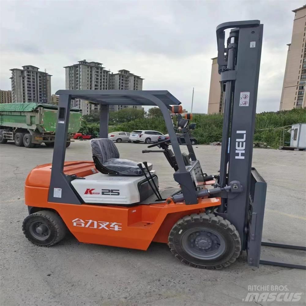 Heli CPC 25 Dieselmotviktstruckar