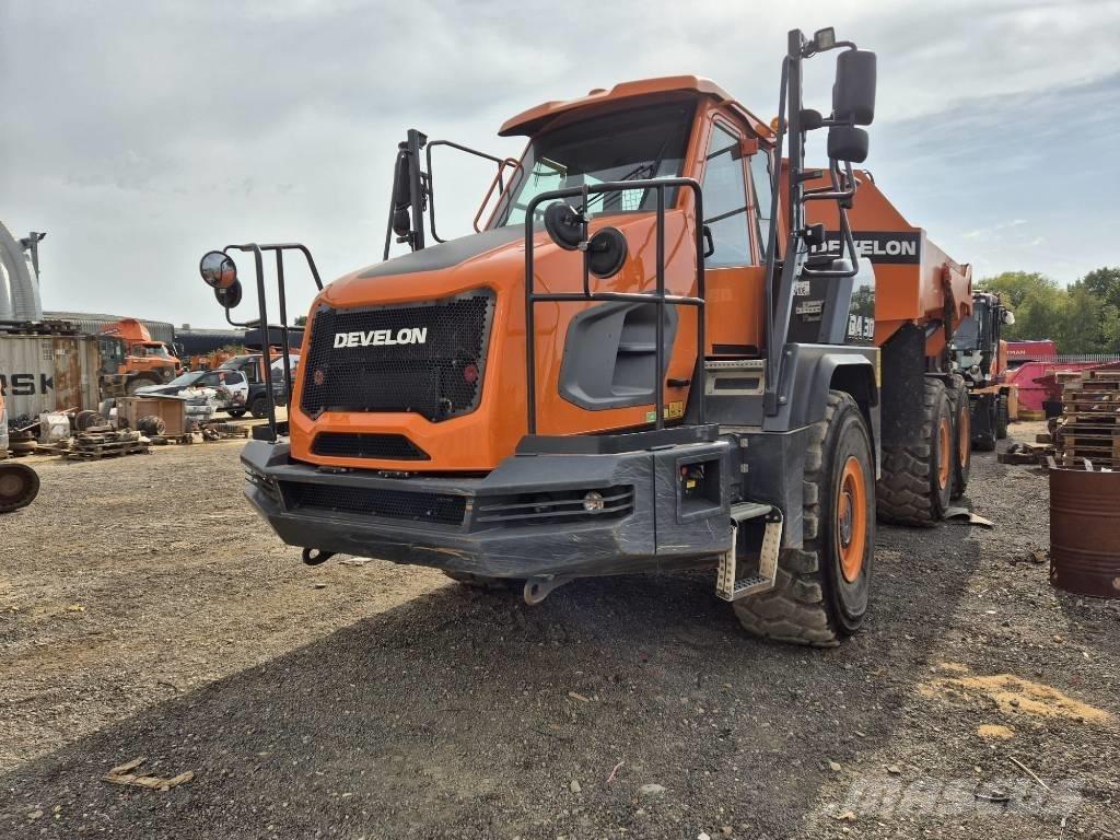 Develon DA 30 Midjestyrd dumper