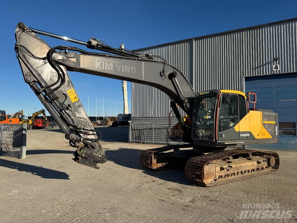 Volvo EC 250 EL Bandgrävare