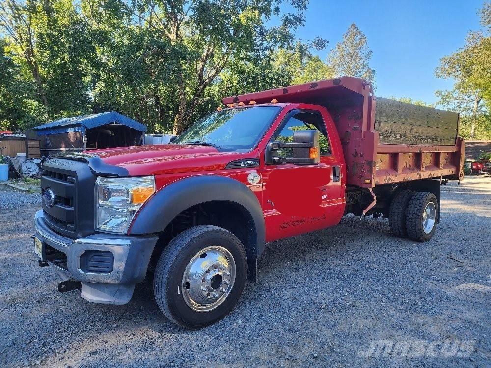Ford F 550 SD Plogbilar