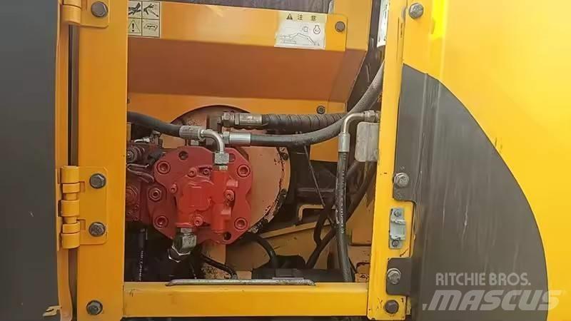 Hyundai 110 Midigrävmaskiner 7t - 12t