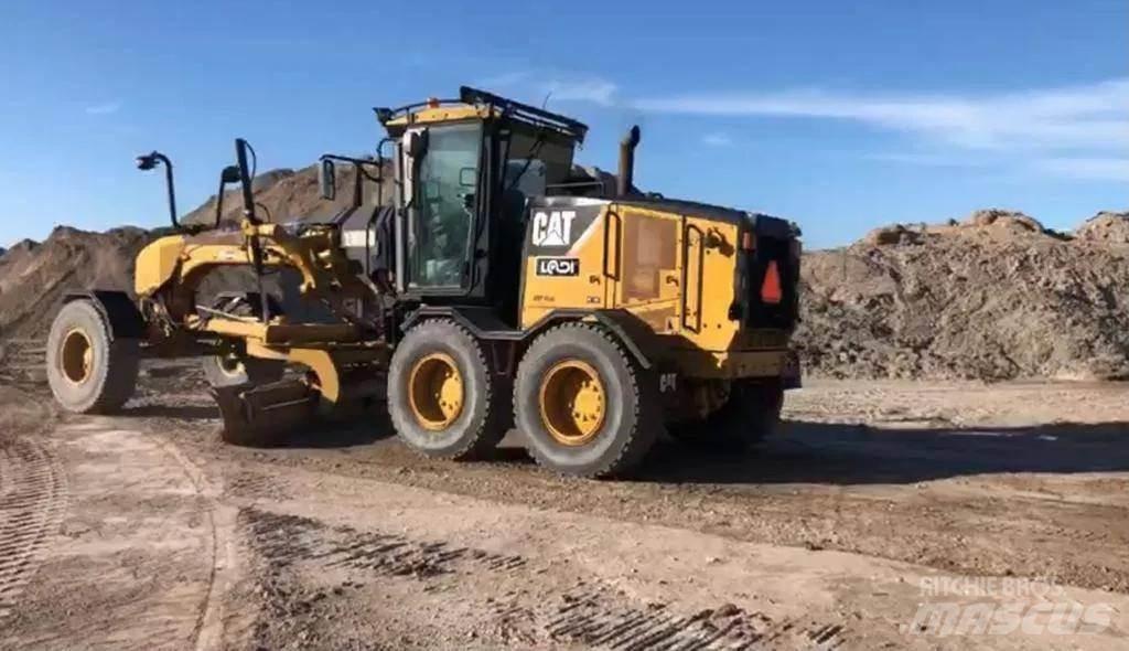 CAT 140M Väghyvlar