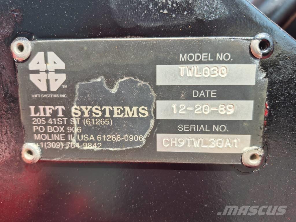  Lift Systems TWL030 Allterrängkranar