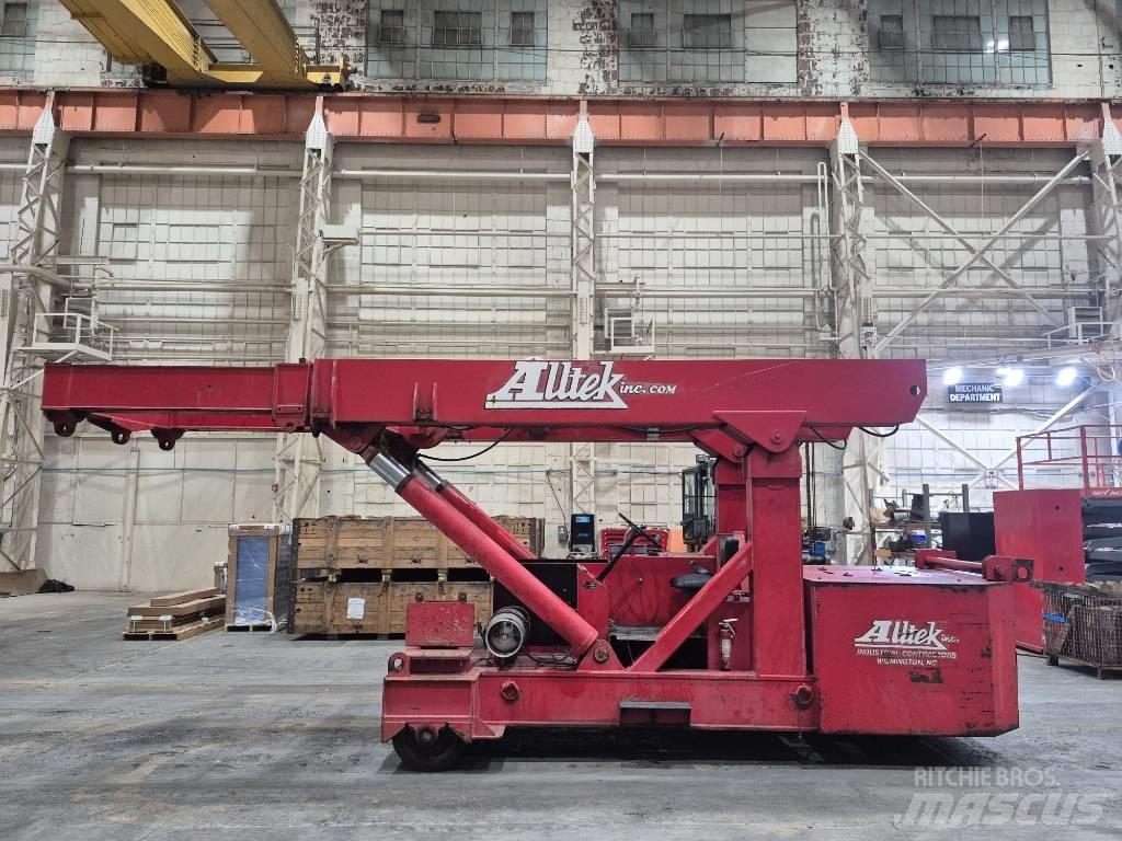  Lift Systems TWL030 Allterrängkranar