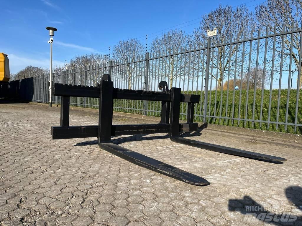 Volvo L90H Forks NEW Pallgafflar