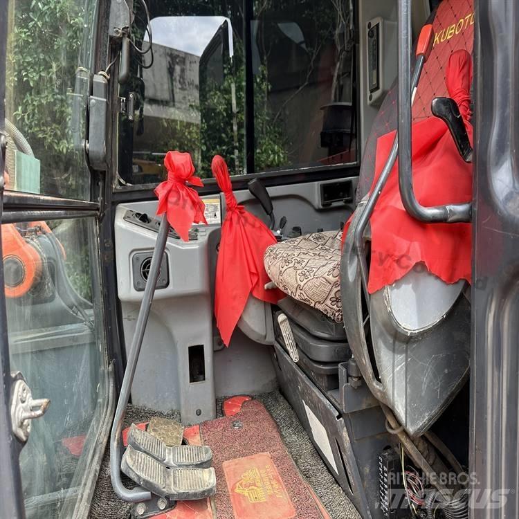 Kubota 183-3 Bandgrävare