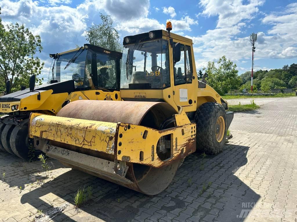 Bomag BW 211 D-4 Envalsvältar