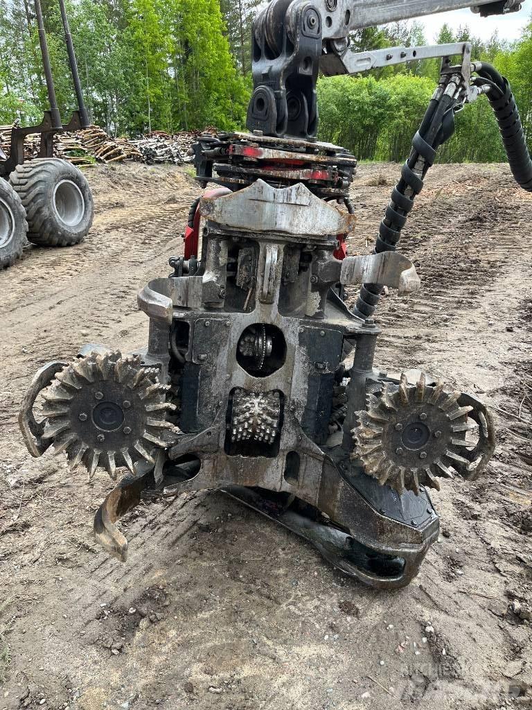 Komatsu 901XC Skördare