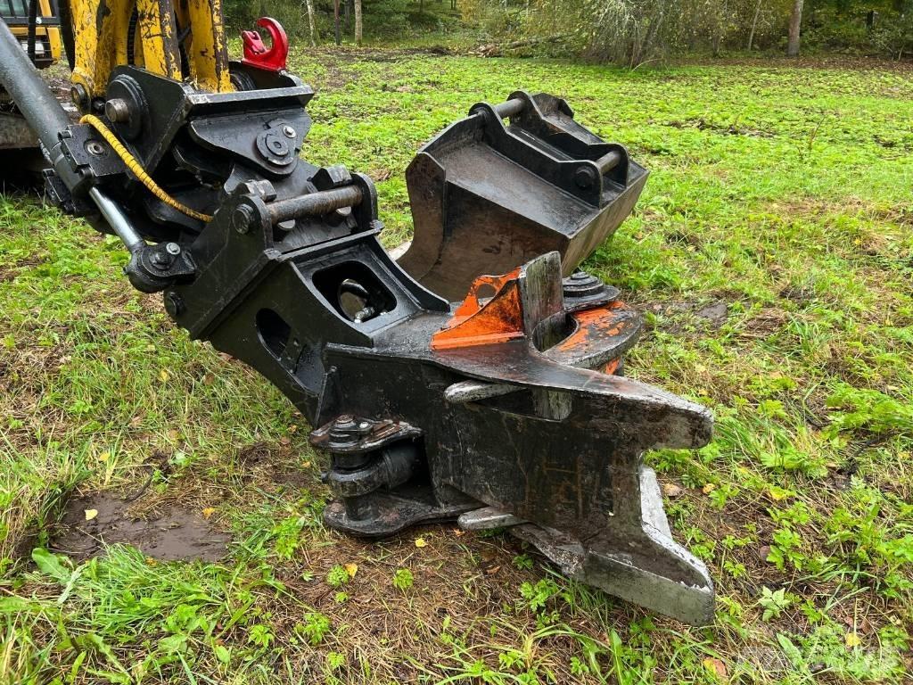 Komatsu PC138US-11 Bandgrävare